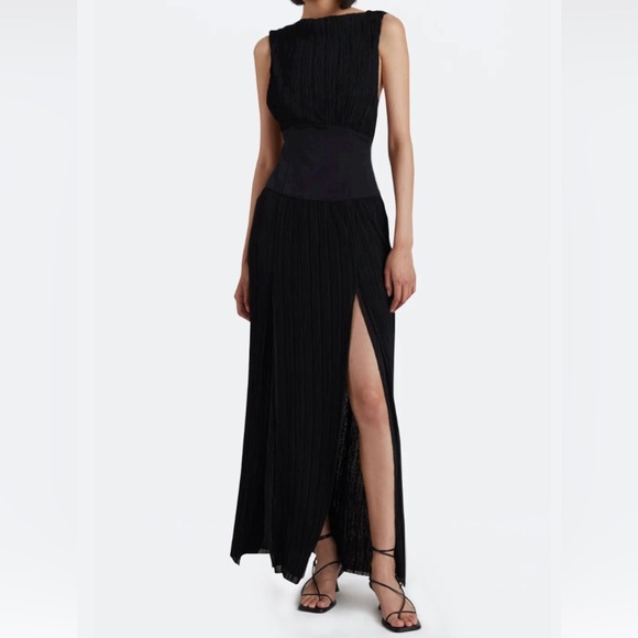 bec + bridge Dresses & Skirts - BEC + BRIDGE
RMEN BOAT‎ NECK MAXI -
BACK